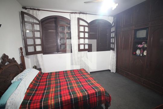 Quarto 1 de casa à venda com 4 quartos, 475m² em Bairro da Glória, Contagem