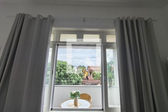 Varanda - Sala de casa para alugar com 2 quartos, 150m² em Curicica, Rio de Janeiro
