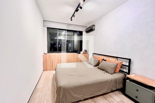 Quarto de kitnet/studio à venda com 1 quarto, 42m² em Copacabana, Rio de Janeiro