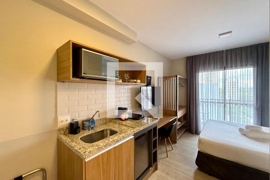 Cozinha  de kitnet/studio à venda com 0 quarto, 22m² em Jardim das Acacias, São Paulo