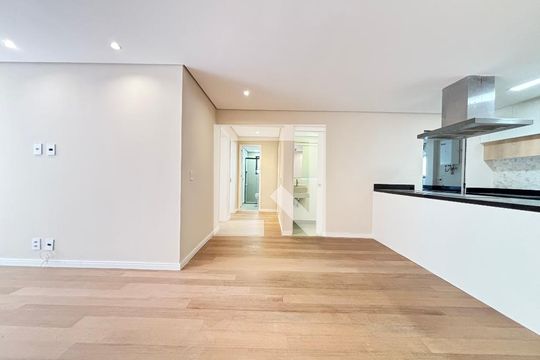 Sala de apartamento para alugar com 3 quartos, 94m² em Vila Olímpia, São Paulo