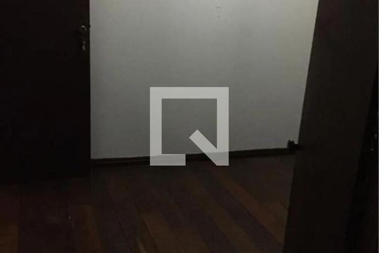 Casa para alugar com 4 quartos, 590m² em Cinquentenario, Belo Horizonte