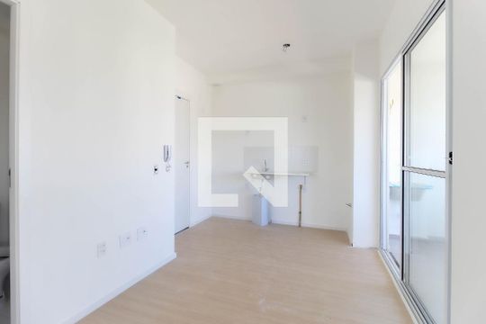 Sala - Cozinha de apartamento à venda com 2 quartos, 36m² em Vila Taquari, São Paulo