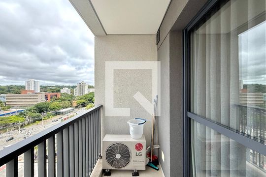 Sacada de kitnet/studio à venda com 0 quarto, 22m² em Jardim das Acacias, São Paulo