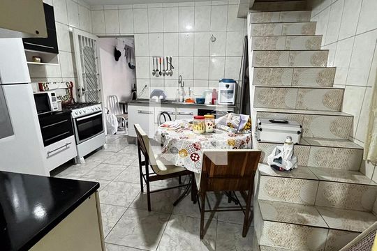 Cozinha de casa à venda com 2 quartos, 150m² em Vila Ponte Rasa, São Paulo