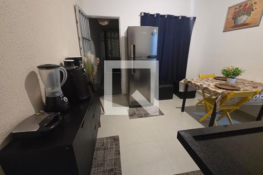 Sala/cozinha de casa para alugar com 1 quarto, 90m² em Jardim Santa Mena, Guarulhos