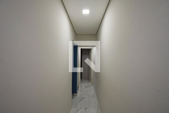 Corredor de casa à venda com 4 quartos, 250m² em Vila Isolina Mazzei, São Paulo