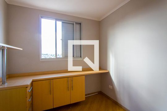 Quarto de apartamento à venda com 3 quartos, 68m² em Jardim do Estádio, Santo André
