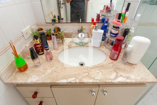 Banheiro da Suíte de apartamento à venda com 2 quartos, 69m² em Jardim Palmares (zona Sul), São Paulo