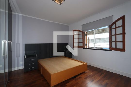 Suíte de casa à venda com 2 quartos, 163m² em Vila Ivone, São Paulo