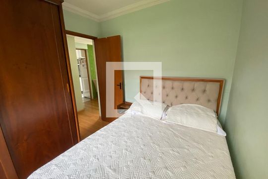 Apartamento à venda com 2 quartos, 49m² em Camargos, Belo Horizonte