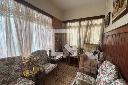 Casa à venda com 4 quartos, 218m² em Centro, São Leopoldo