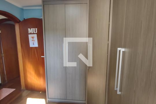 Quarto 1 de apartamento para alugar com 2 quartos, 56m² em São José, São Caetano do Sul