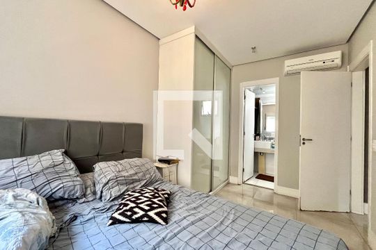 Suite de apartamento à venda com 2 quartos, 55m² em Vila Fachini, São Paulo