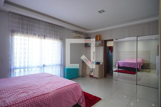 Suíte de casa à venda com 3 quartos, 400m² em Scharlau, São Leopoldo