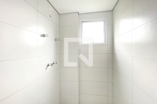 Banheiro da Suíte 1 de apartamento à venda com 3 quartos, 110m² em Buritis, Belo Horizonte