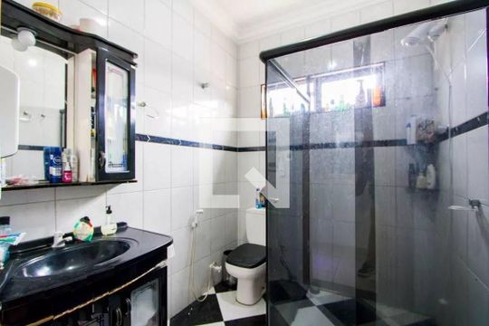 Casa à venda com 4 quartos, 224m² em Parque Novo Oratório, Santo André