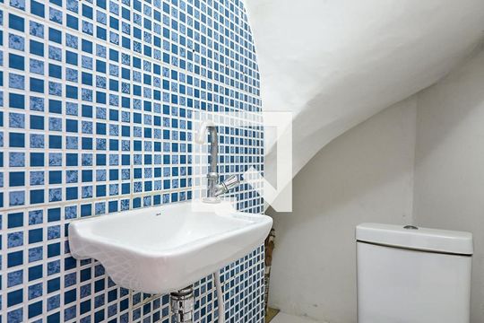 Lavabo de casa à venda com 3 quartos, 130m² em Parque das Cigarreiras, Taboão da Serra