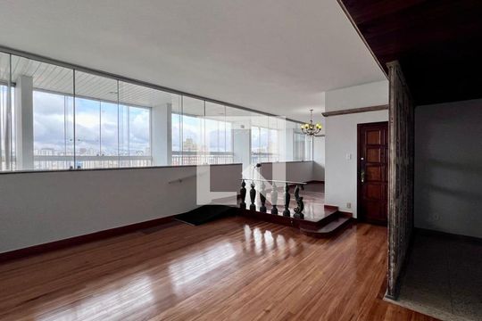 sala  de apartamento à venda com 4 quartos, 180m² em Funcionários, Belo Horizonte