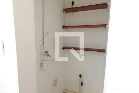 Banheiro de apartamento à venda com 3 quartos, 77m² em Centro Histórico de São Paulo, São Paulo