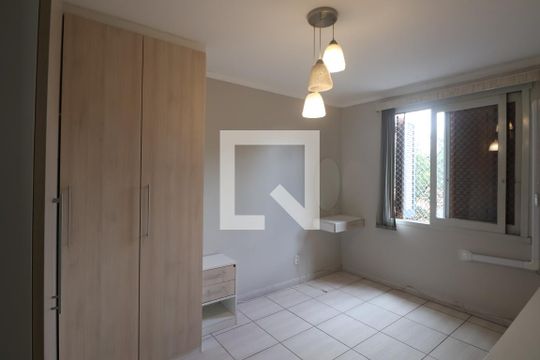 Quarto 2 de apartamento para alugar com 2 quartos, 82m² em Centro, Canoas