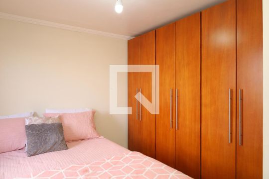 Quarto 1 de apartamento à venda com 2 quartos, 55m² em Itaquera, São Paulo