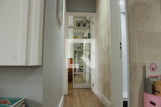 Sala de apartamento à venda com 2 quartos, 121m² em Vila Monumento, São Paulo