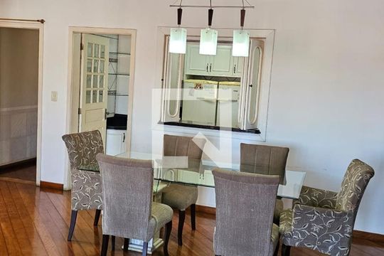 Sala  de casa para alugar com 3 quartos, 310m² em São Luís, Canoas