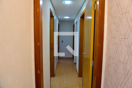 Corredor de apartamento à venda com 4 quartos, 127m² em Buritis, Belo Horizonte