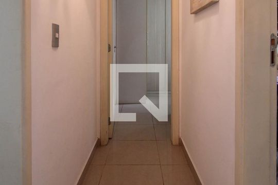 Corredor  de apartamento à venda com 2 quartos, 117m² em Paraíso do Morumbi, São Paulo
