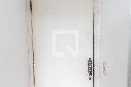 Entrada de apartamento à venda com 2 quartos, 107m² em Jardim Sao Luiz, Santana de Parnaíba