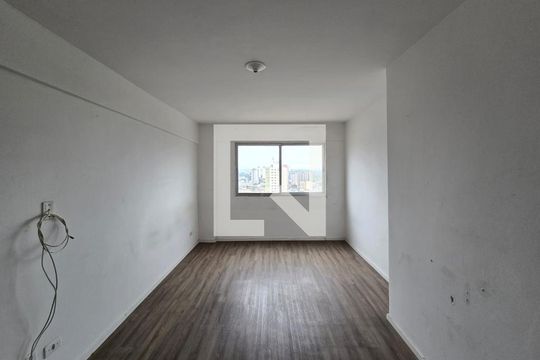 Studio de kitnet/studio à venda com 1 quarto, 32m² em Centro, Guarulhos