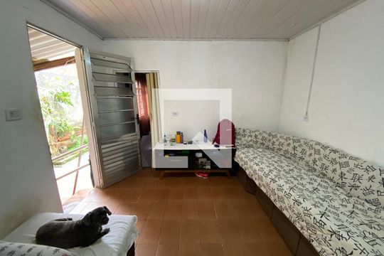 Sala 1 de casa à venda com 3 quartos, 252m² em Jardim Mirante, São Paulo