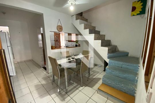 Sala de Jantar de casa à venda com 3 quartos, 252m² em Jardim Mirante, São Paulo