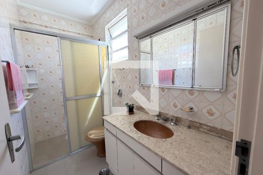 Casa à venda com 4 quartos, 297m² em Vila Prudente, São Paulo