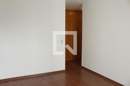 Apartamento para alugar com 4 quartos, 200m² em Higienópolis, São Paulo