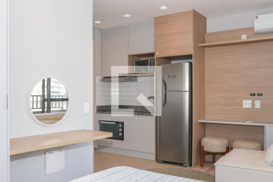 Studio de kitnet/studio para alugar com 1 quarto, 30m² em Barra Funda, São Paulo