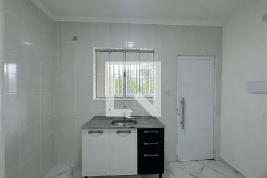 Kitnet de kitnet/studio para alugar com 1 quarto, 18m² em Jardim Rosa de Franca, Guarulhos