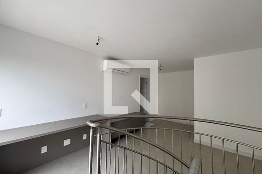 Cobertura - sala 1 de apartamento à venda com 3 quartos, 174m² em Copacabana, Rio de Janeiro