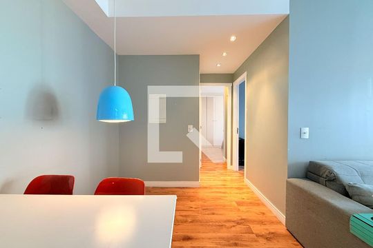 Sala de apartamento para alugar com 2 quartos, 69m² em Petrópolis, Porto Alegre