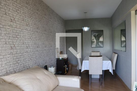 Sala de apartamento à venda com 2 quartos, 61m² em Vila Pindorama, Barueri