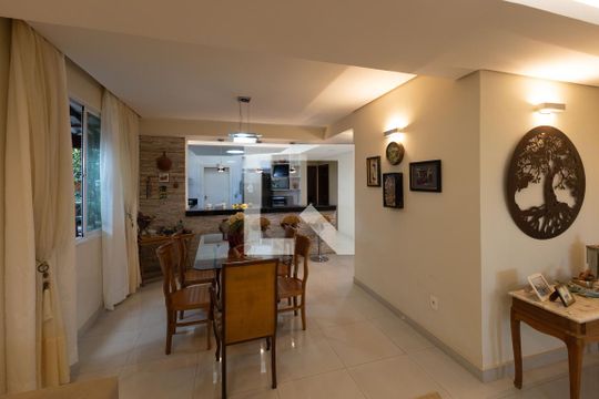 Sala de Jantar de casa à venda com 4 quartos, 420m² em Quintas Ii, Nova Lima