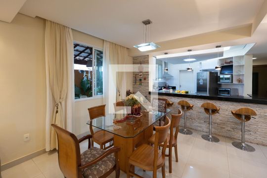 Sala de Jantar de casa à venda com 4 quartos, 420m² em Quintas Ii, Nova Lima