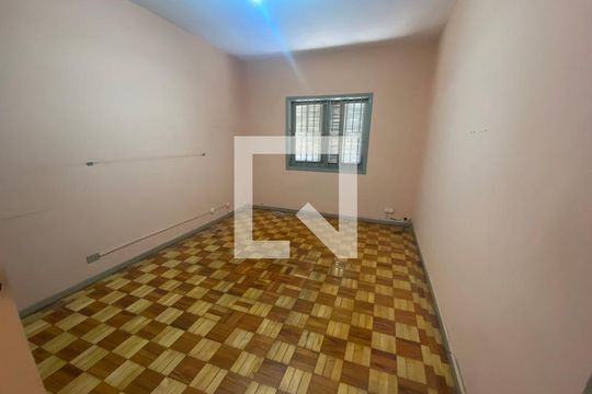 Casa para alugar com 2 quartos, 110m² em Jardim das Acacias, São Paulo