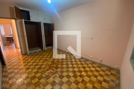 Casa para alugar com 2 quartos, 110m² em Jardim das Acacias, São Paulo