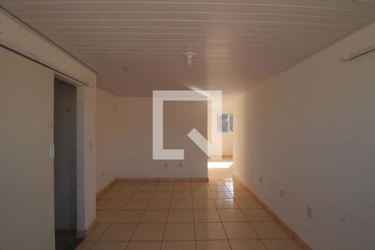 Sala de casa para alugar com 2 quartos, 70m² em Tiradentes, Nova Iguaçu