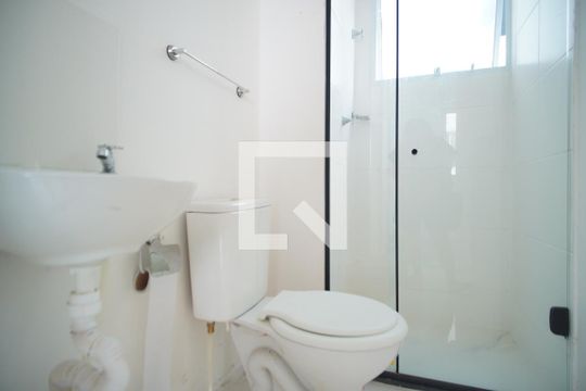 Banheiro Corredor de apartamento para alugar com 2 quartos, 41m² em Rubem Berta, Porto Alegre