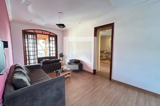 Casa à venda com 4 quartos, 360m² em Candelária, Belo Horizonte