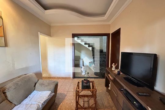 Casa à venda com 4 quartos, 360m² em Candelária, Belo Horizonte