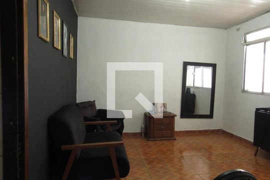 Sala 1 de casa à venda com 3 quartos, 228m² em Quitaúna, Osasco